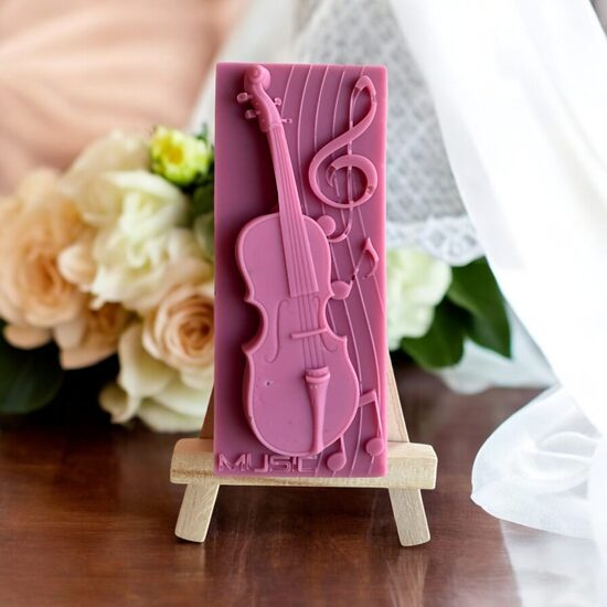 Mūzikas instrumentu aromātiskie mākslas darbi