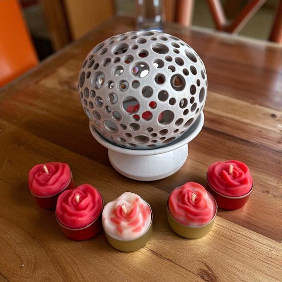 Keramikas trauks Nr.11 + tējas sveču komplekts kartona kastītē