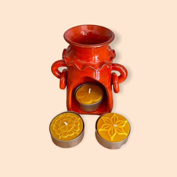 Keramikas svečturis laterna + lielo tējas sveču komplekts kartona kastītē (3.gab)